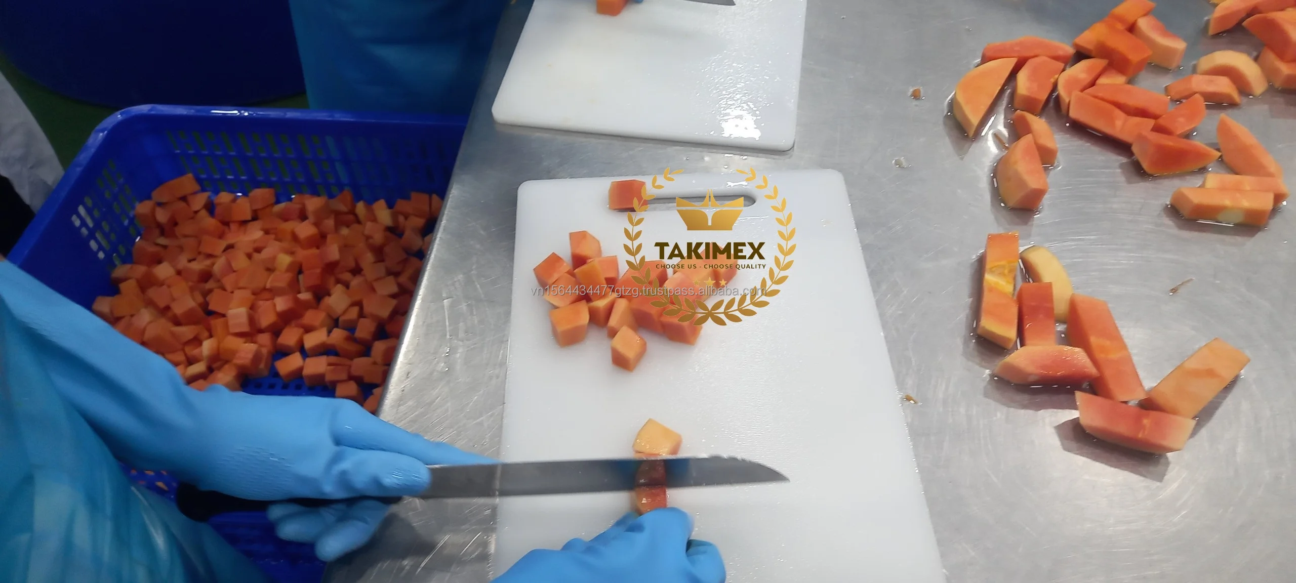 Vietnam Frozen IQF Papaya Supplier - Frozen Papaya or IQF Papaya All Shapes OEM Packing Made in Vietnam