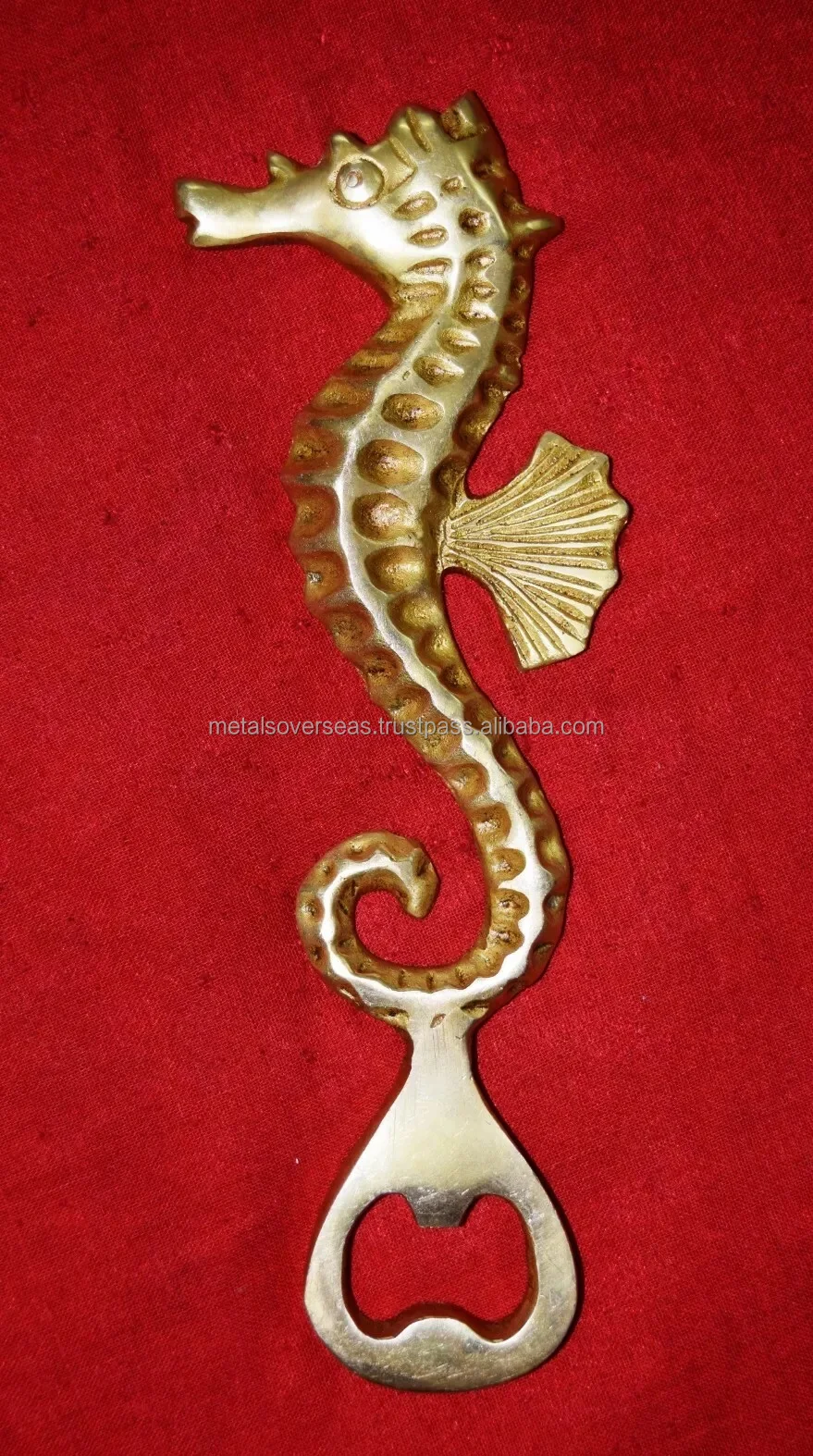 Оптовая цена эмалированный ручной морской корабль якорь открывашка для бутылок барный стол изготовленный из металла за рубежом