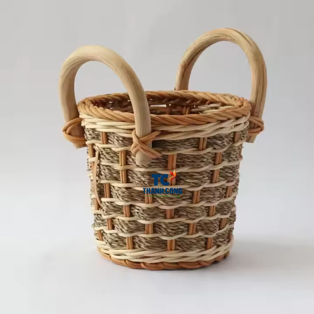 Cheap Price Natural Small Rattan And Seagrass Woven Storage Basket For Gift Handwoven Handmade Basket From Vietnam