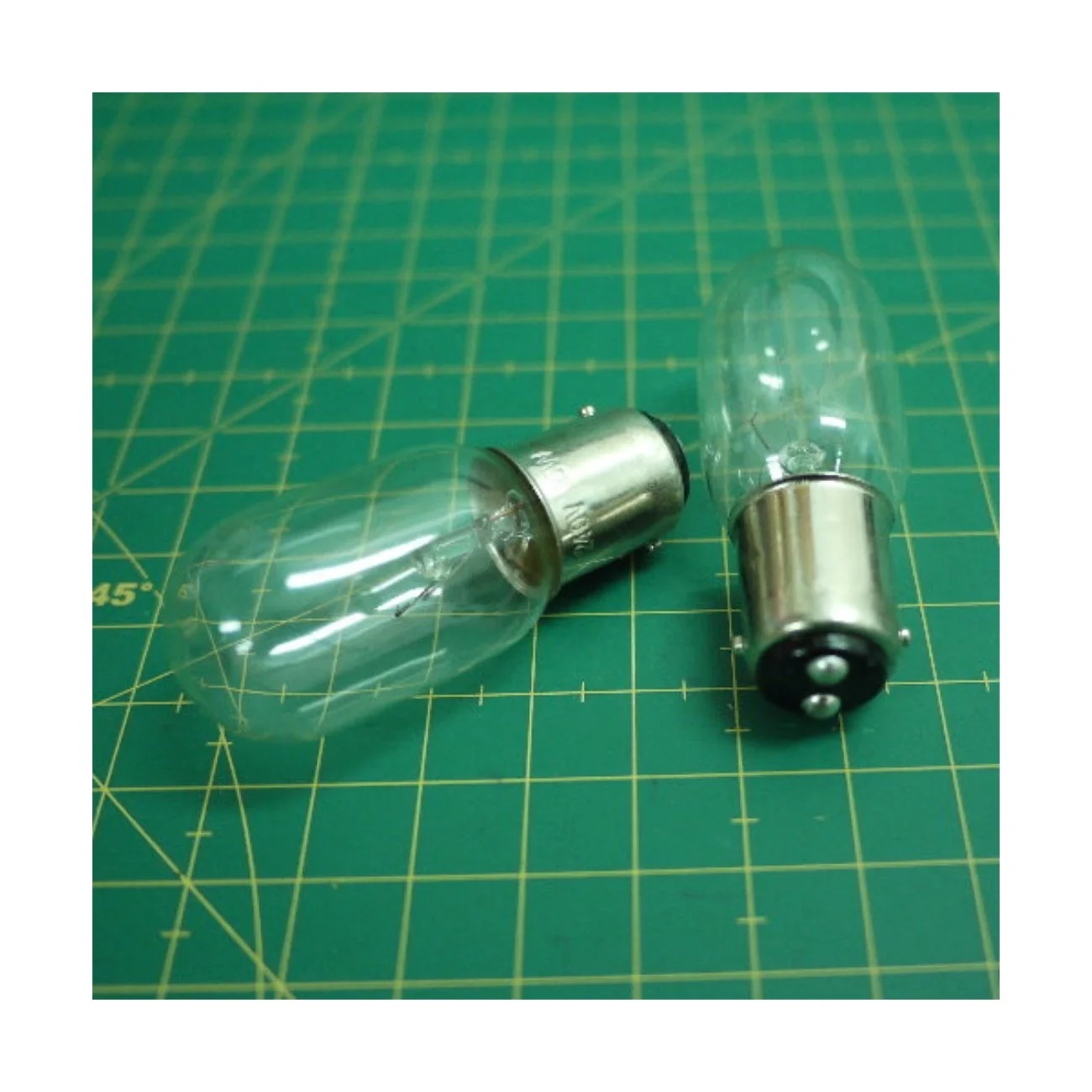 BA15D T22X56 240V 15W BULB SEWING MACHINE PARTS