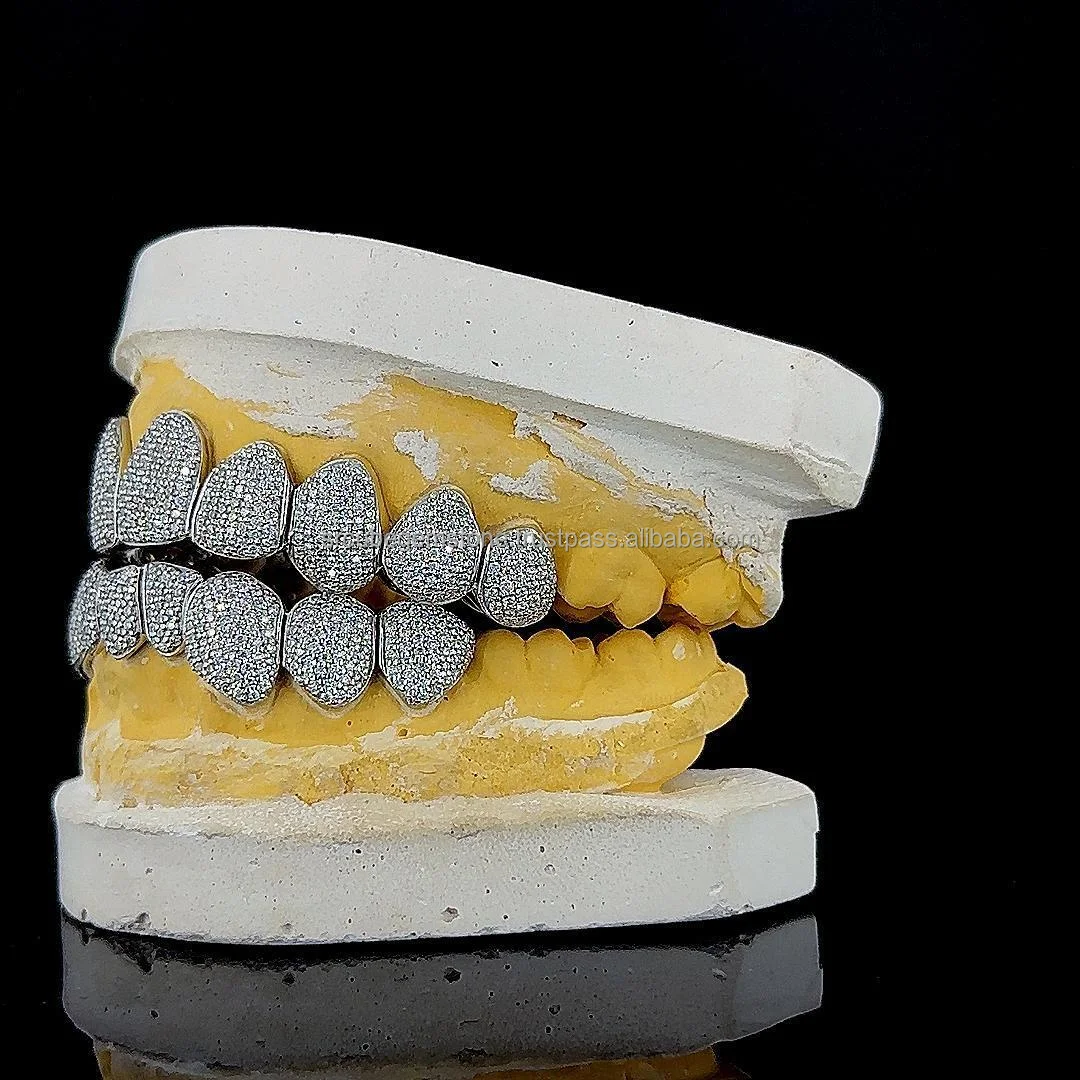 Hip Hop Custom 925 Silver Teeth Grillz Iced Out Moissanite Diamond Grillz Teeth Silver Jewelry Best Price