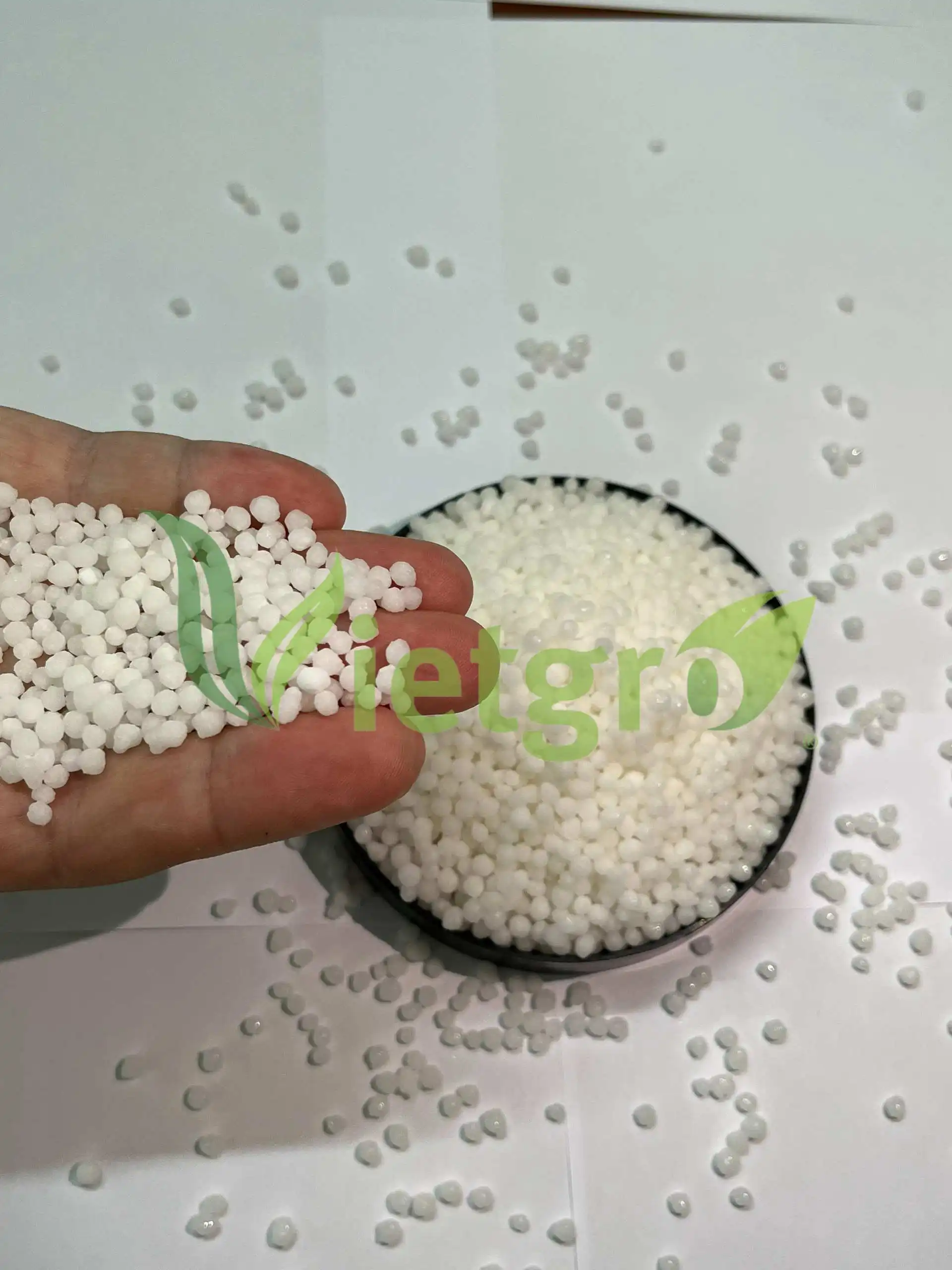 VGF CALCIUM NITRATE WITH PROMPT SHIPMENT AND LOW RATE