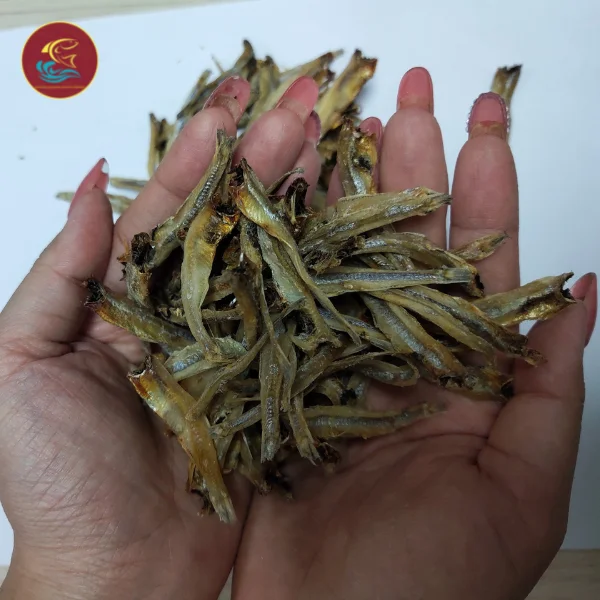 Good Price on Japan Dried Anchovies Healthy Seafood Snacks in Bulk Whole Raw Fish Preserved with Salt Frozen Style