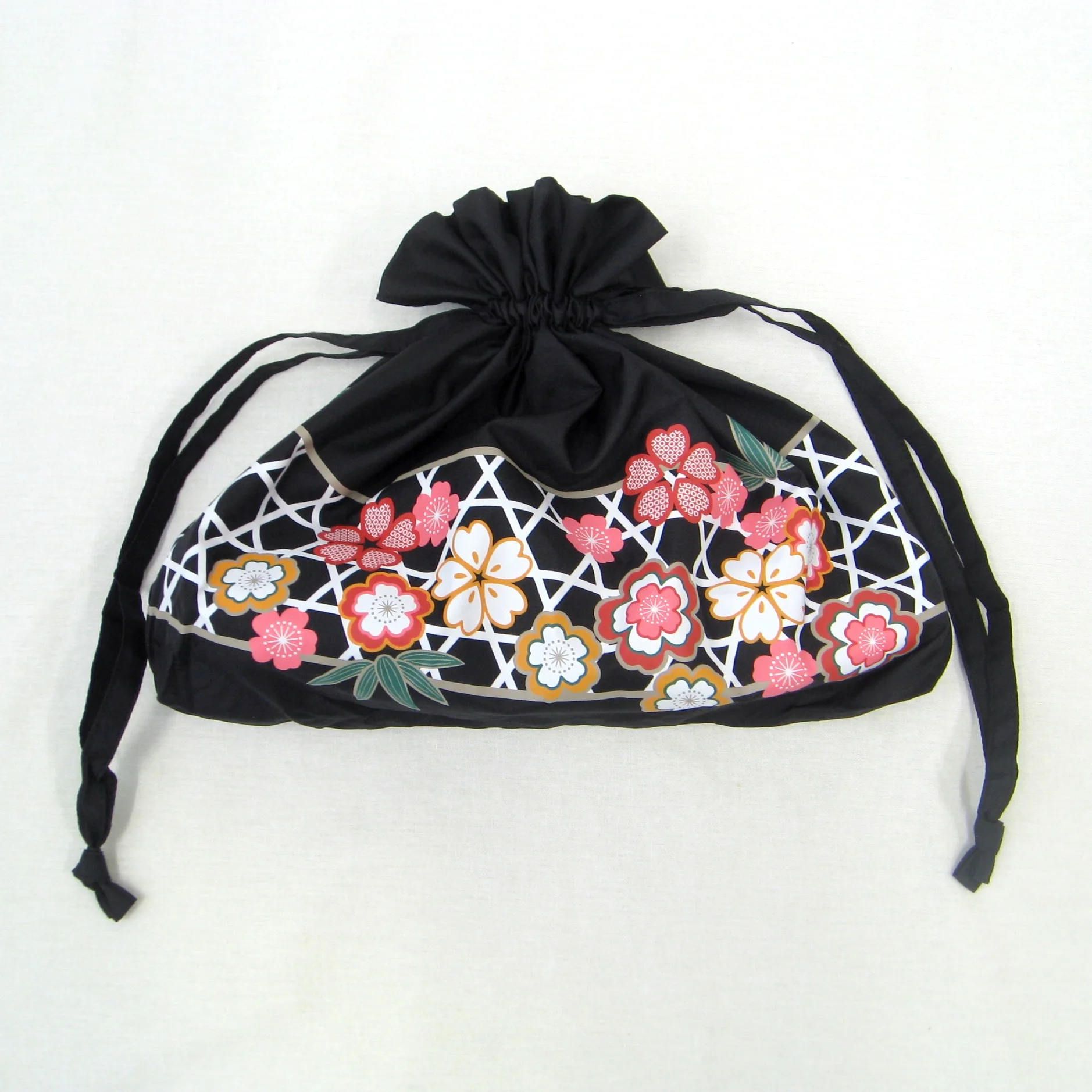 Japanese style design umbrella (Sakura pattern) 100% polyester With pouch-style storage bag for gifts