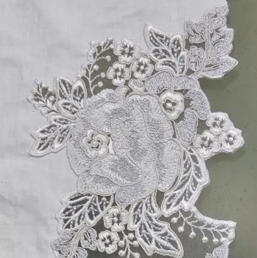 elaborately embroidered bedding and cushion set. New model of February 2024. Accept quantity orders as required