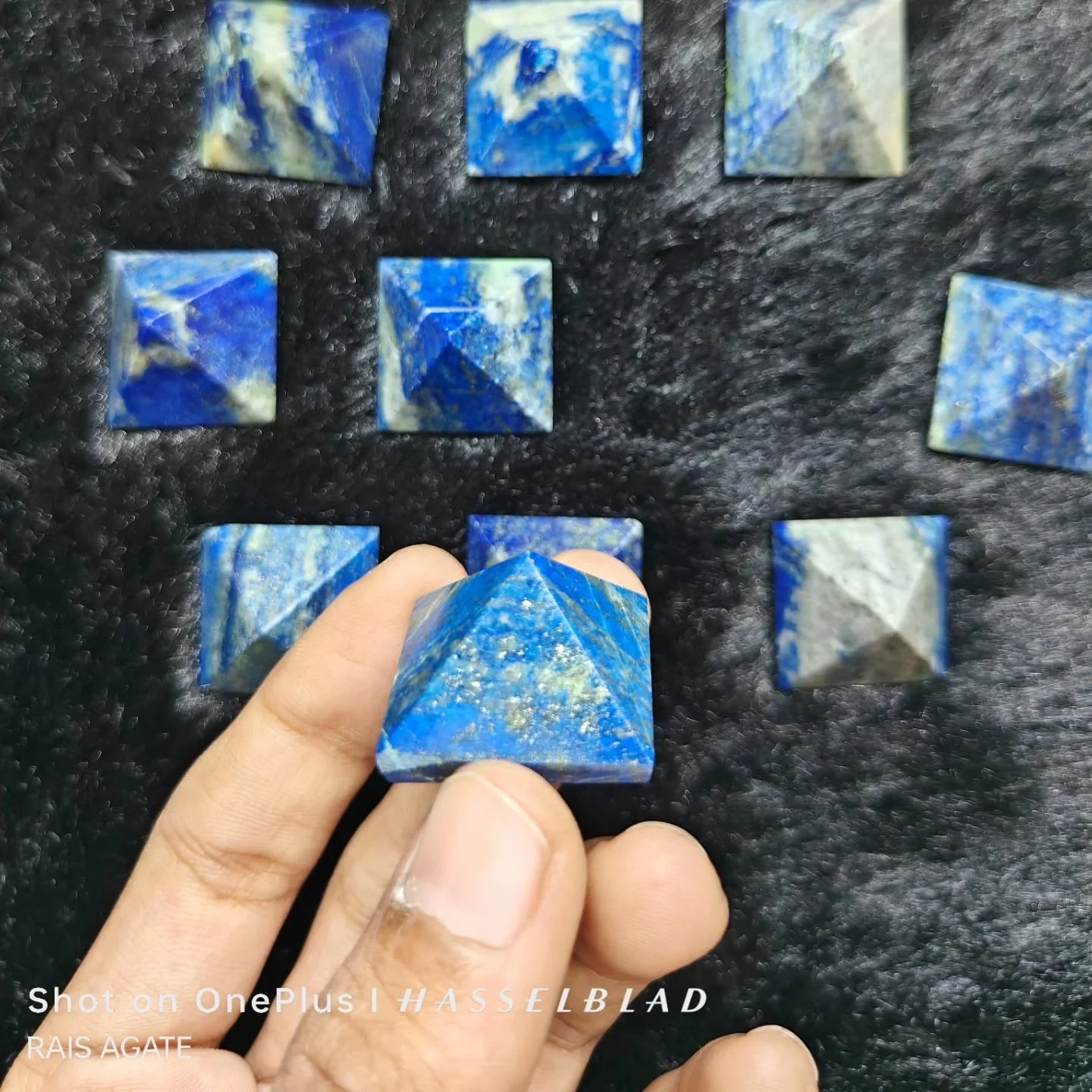 high Quality Natural Crystal Lapiz lazuli Pyramid stone for healing and astrology Pyramid for Reiki  Grid and Vastu Correction