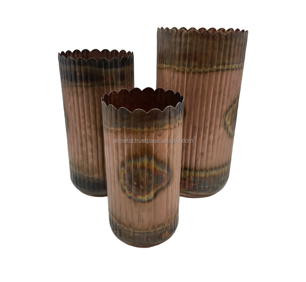 Gold Aluminum Darrius Planter for outdoor and indoor Garden and home Decoration Customizable