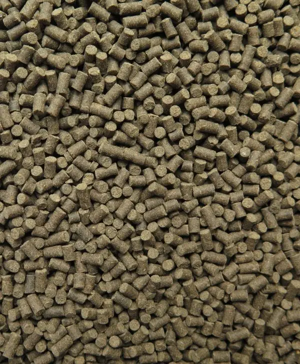 Feed specialized for prawn  - AQUA.100 PRAWN FEED - for prawn 10-20kg/bag export from Vietnam best quality