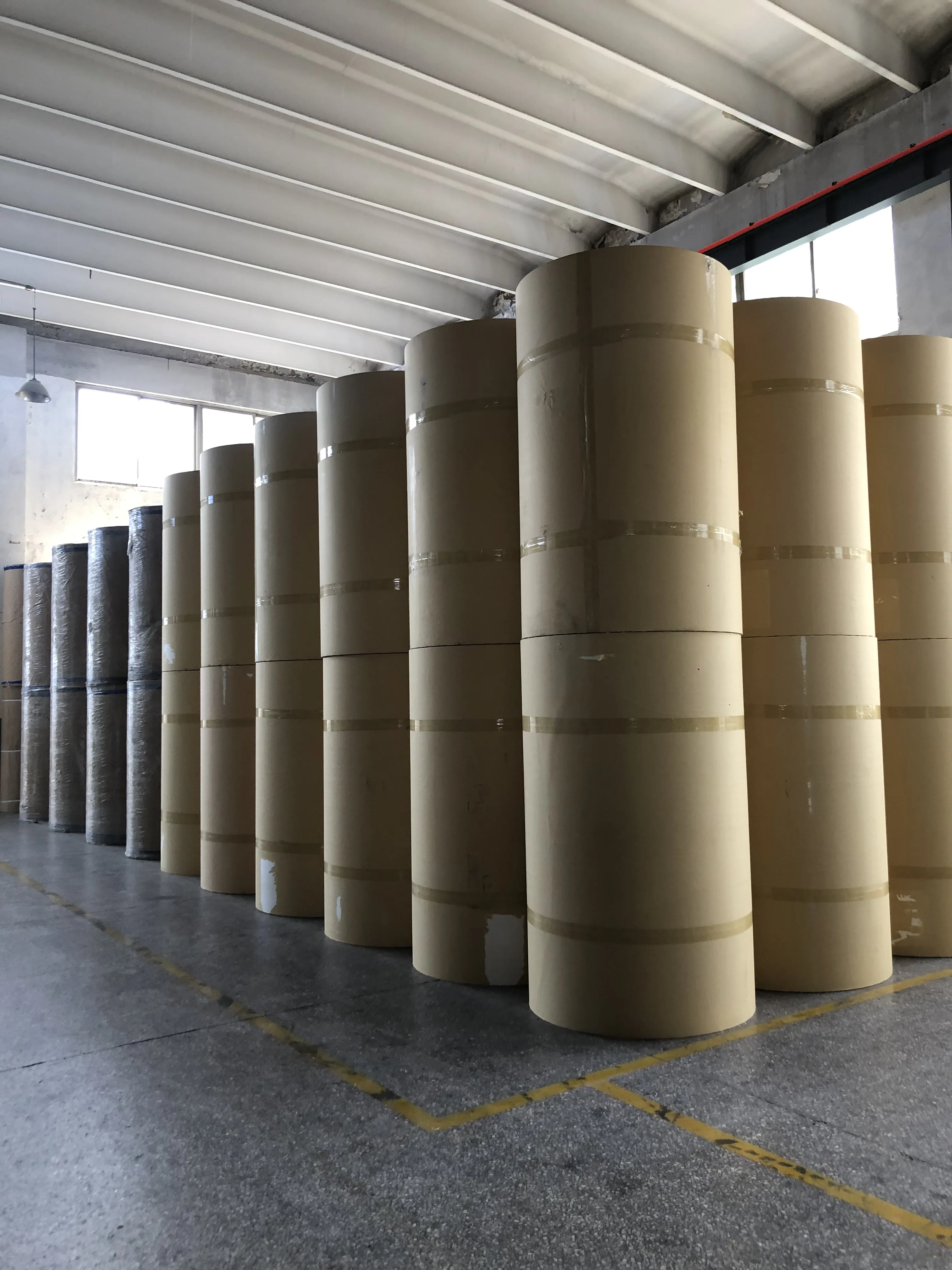 Термобумага с фокусом большой размер рулон 48gsm 55gsm 58gsm 65gsm