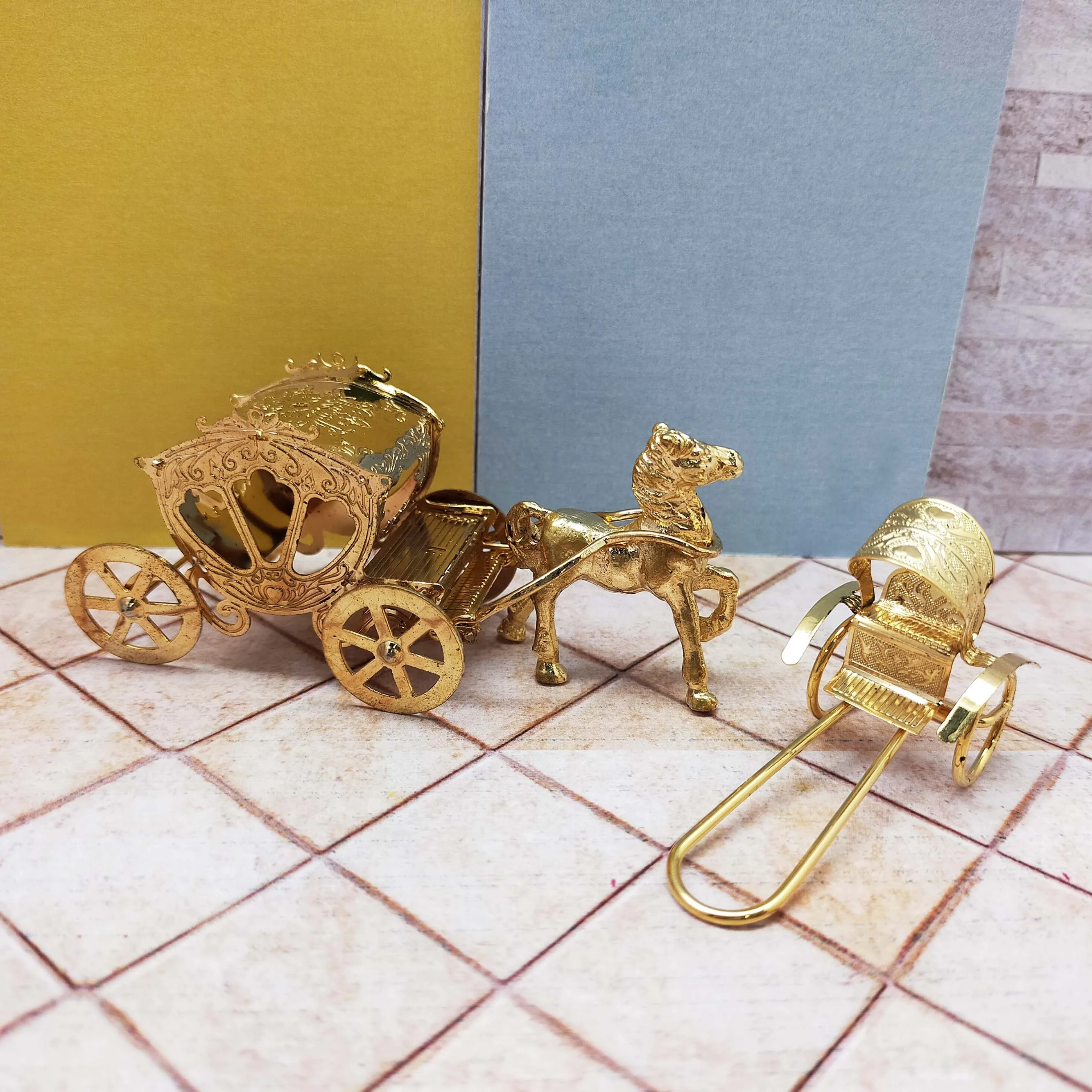 Miniature Doll House 1:12 Golden Fancy Carriage & Ricksha