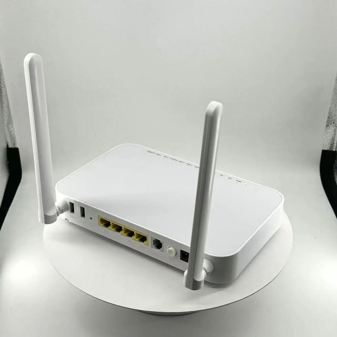 ONU  new design  optical fiber CM8145V5 equipment dual band GPON XPON 1GE+3FE+1POTS +2USB  2 antennas cheaper price CM8145V5