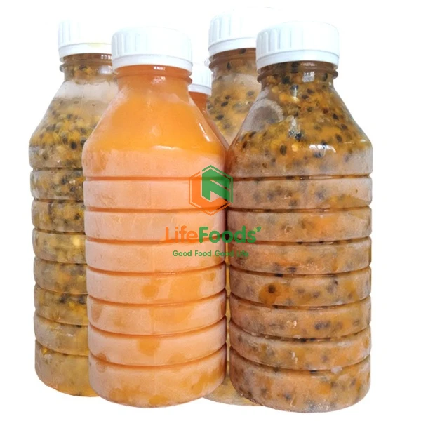 Frozen Puree / Passion Fruit Puree Pulp Contain Seeds NFC / 1L Plastic Bottles Packing / Vietnam Origin