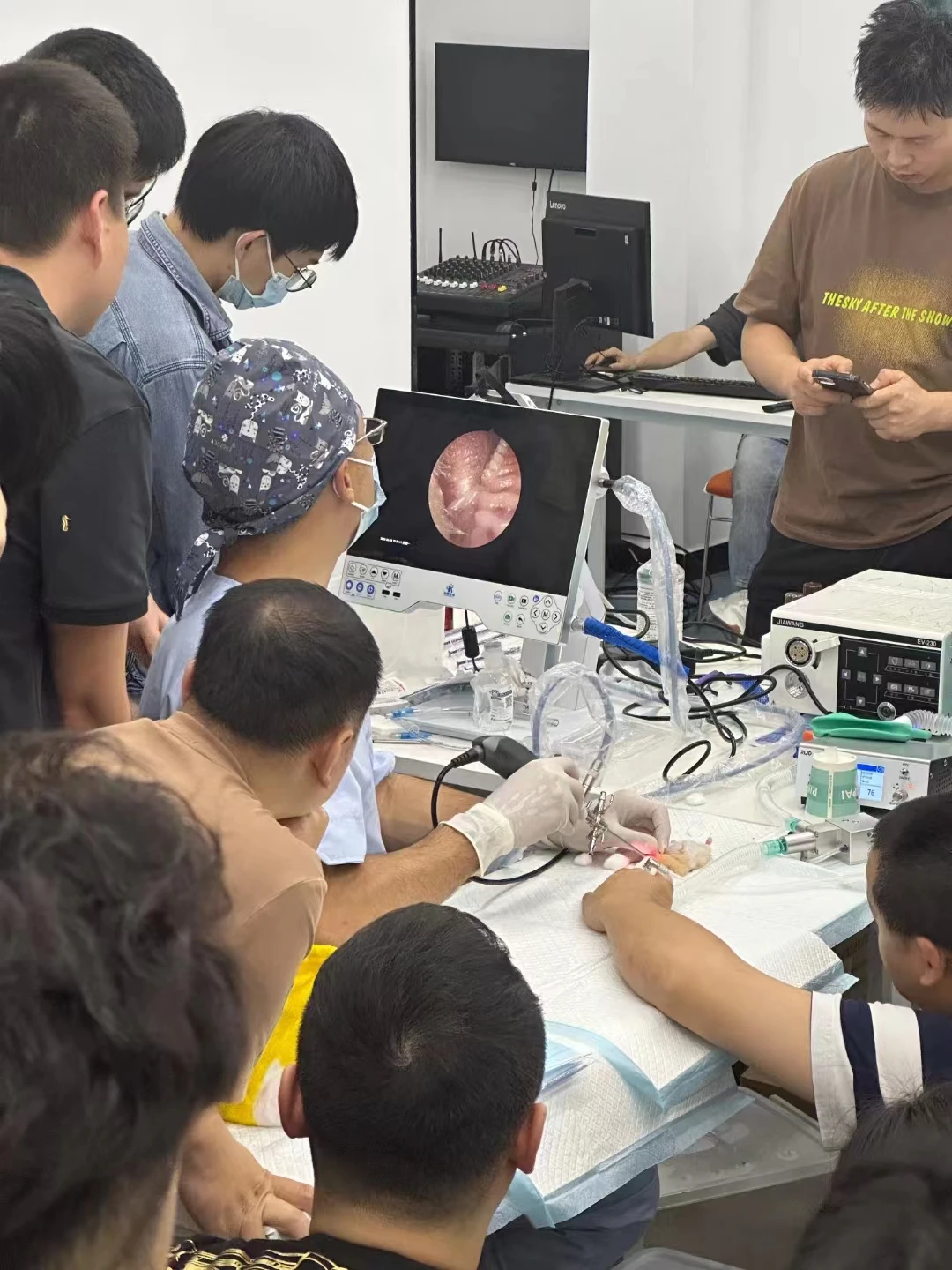 24inch Compact Medical Portable Endoscope Camera Gynecology Instruments for Hysteroscope