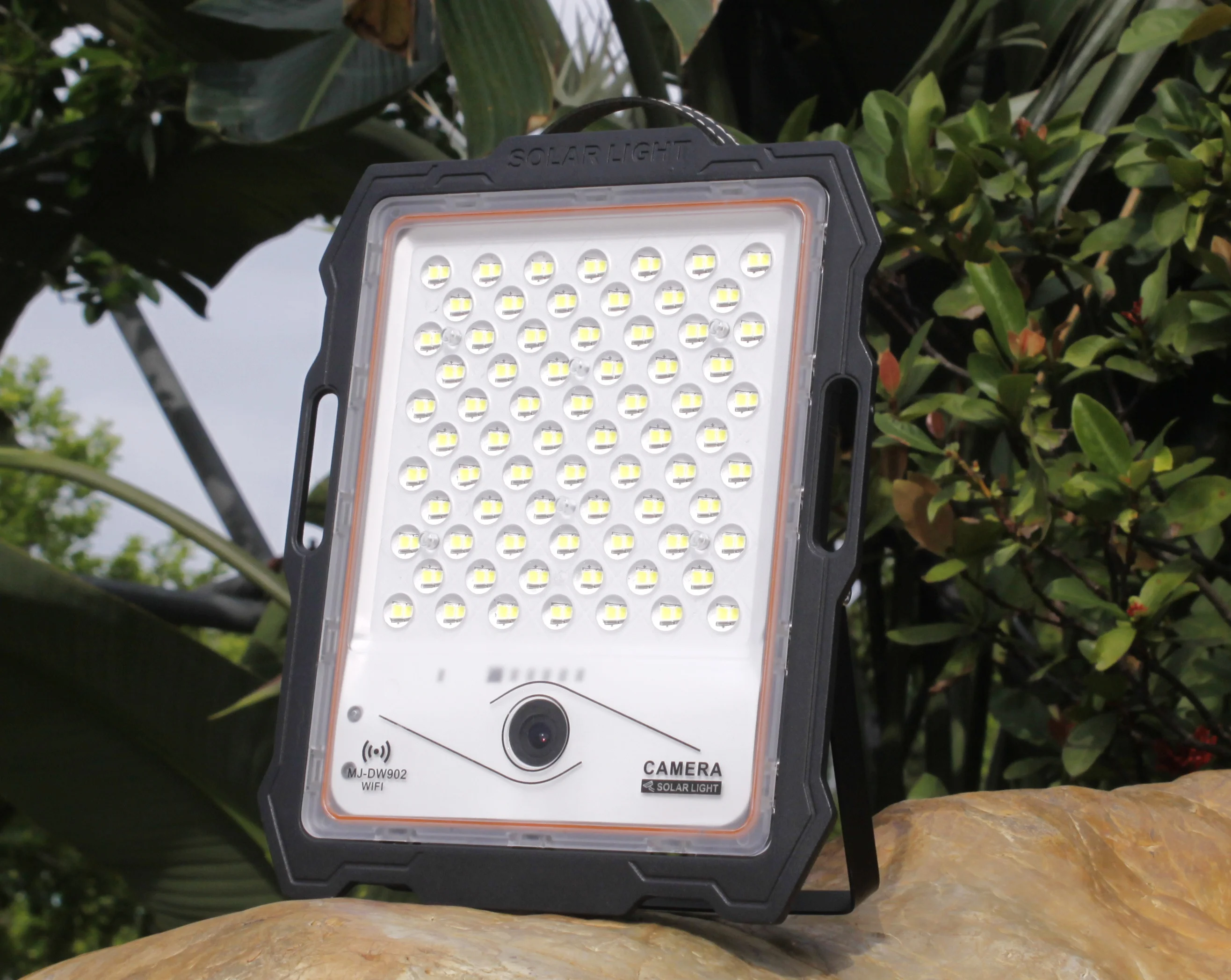Waterproof IP67 Outdoor Solar Flood Light Aluminum 300w LED Solar Garden Light with Camera