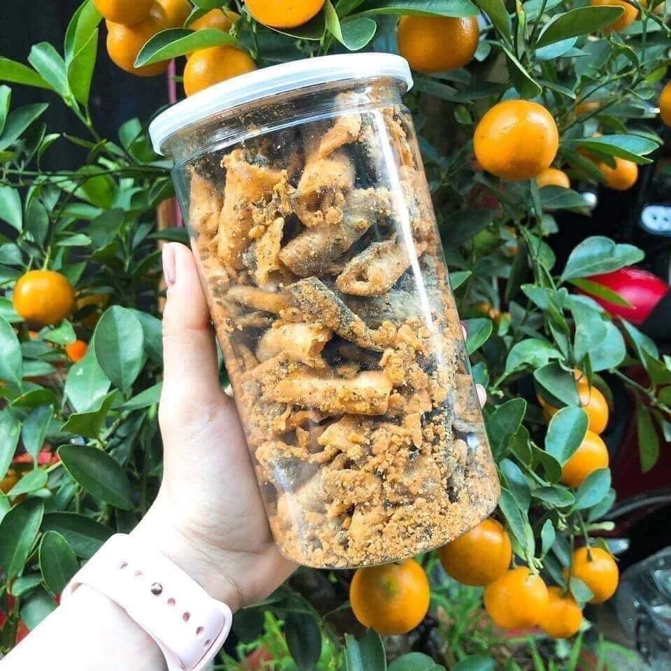 SNACK CRISPY FISH SKIN/ FROM 100% FRESH FISH SKIN/ THE NUMBER ONE FISH SKIN FOR YOU!!