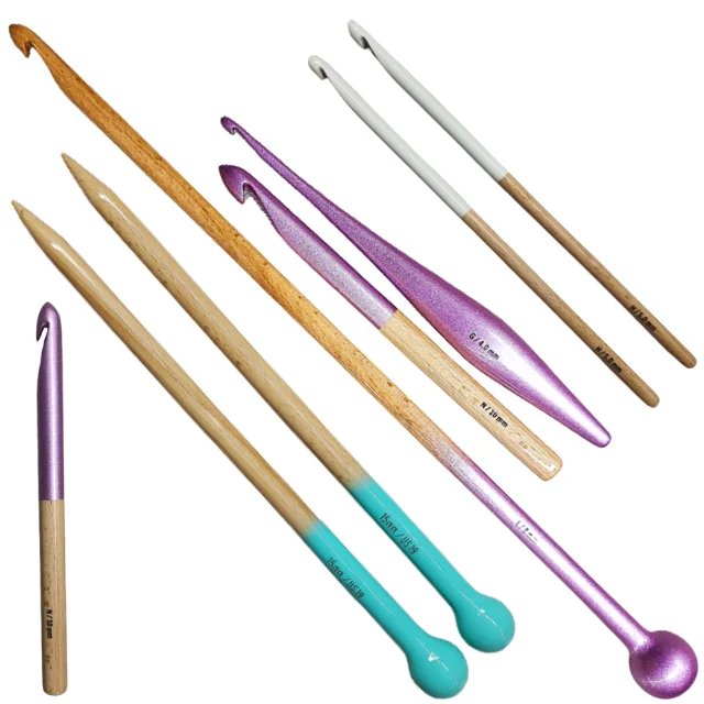 Factory Wholesale Handmade wood Crochet Hooks Colorful Ergonomic Knitting Needles Sets for Needlework