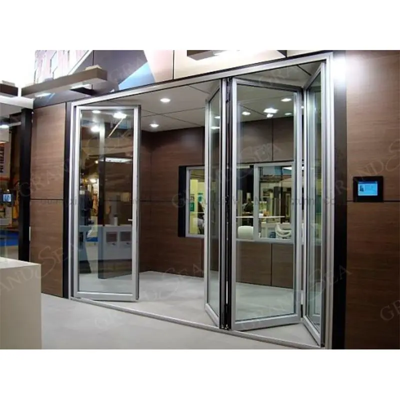 High Quality Interior Accordion Design Door Heavy Duty Aluminum Profile Frame Tempered Glass Folding Soundproof Door