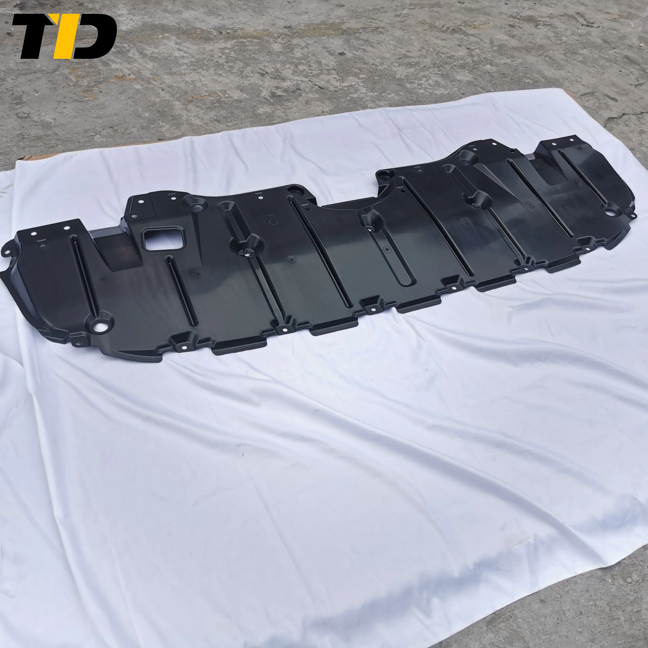 51441-0E100 Under Cover for Toyota Highlander 51441-0E180