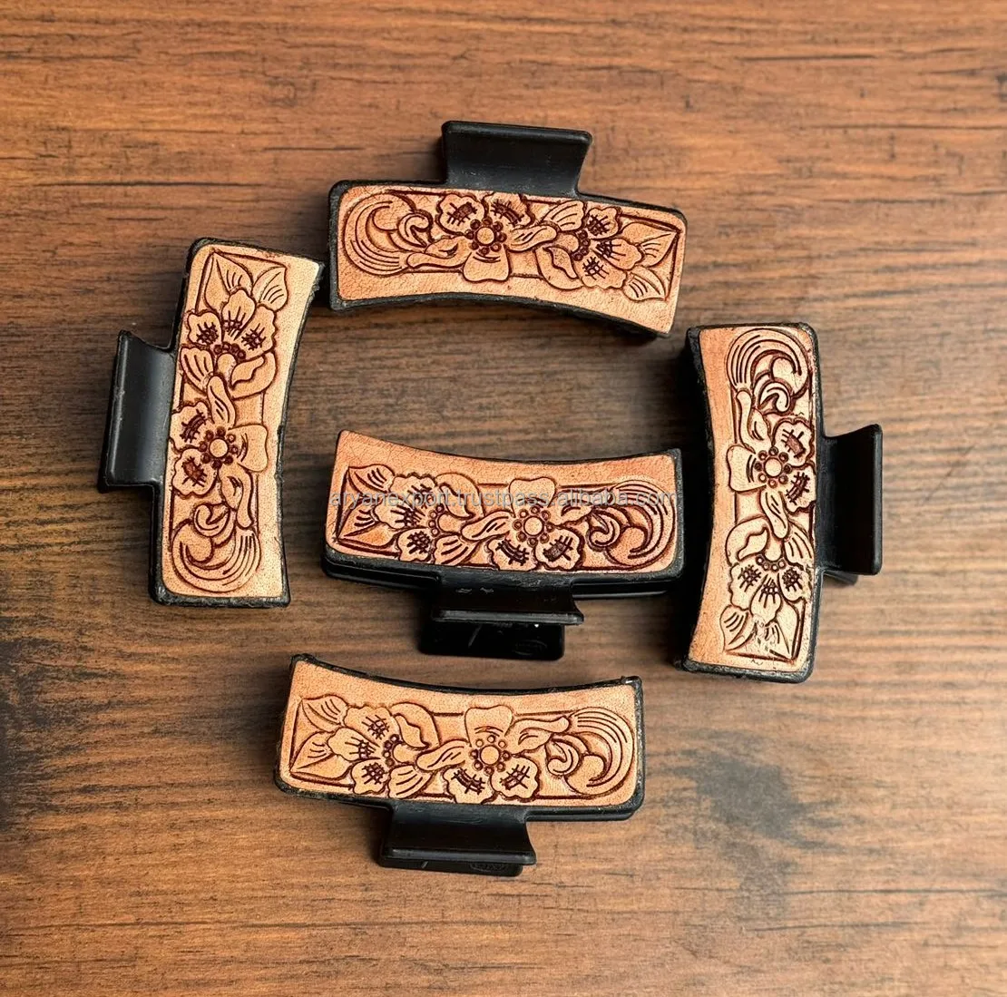 New Arrival Hot Selling Western Stylish Handmade Tooled Engraved Leather Hair Claw Clips Leather Claw Hair Accessories For Women