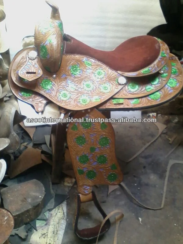 Custom Genuine Leather Dressage western Horse Saddle Beautiful carving outdoor sports horse racing equestrian all seasonal