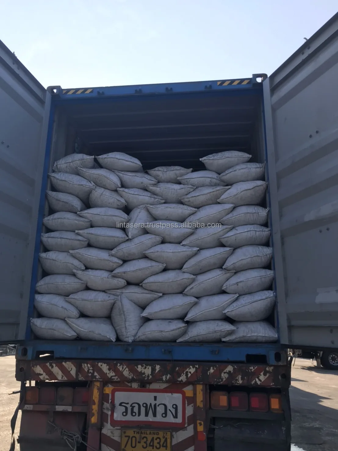 Best Export High Quality Coconut Shell Charcoal for making activate carbon