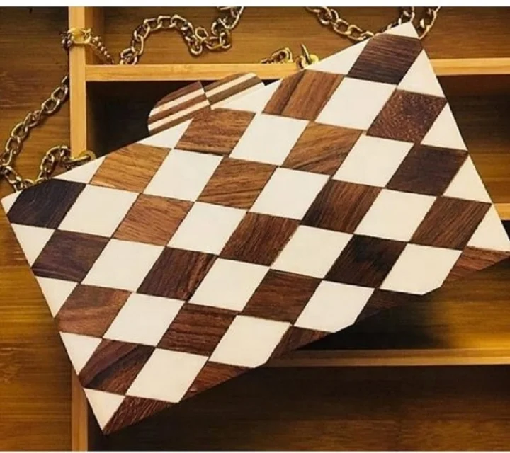 Luxury Clutch Handbag Handmade Wooden Resin Decorative Clutch Bag Golden Chain Wholesale Exports