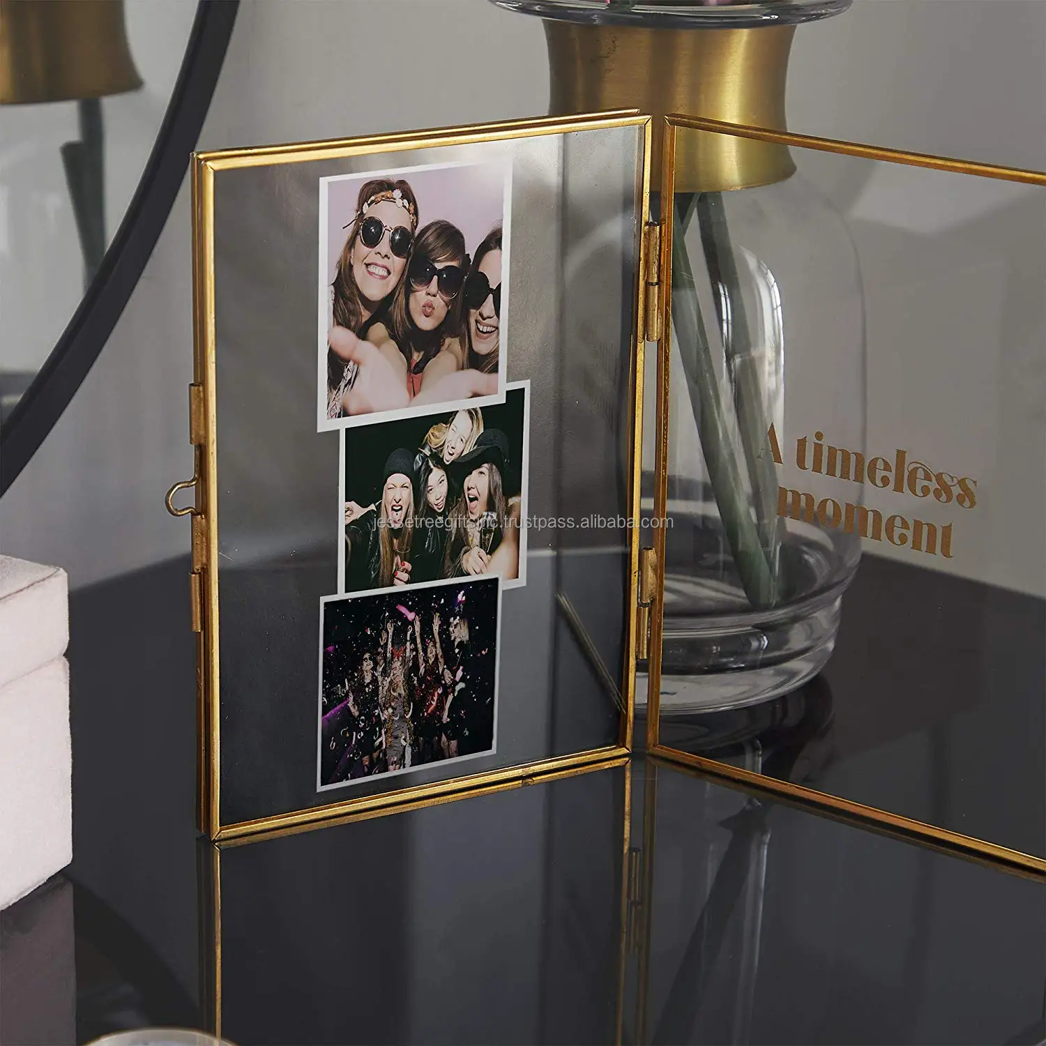 Metal & Glass Tabletop Photo Frame With Shiny Golden Plating Finishing Fancy Plain Design Premium Quality For Home Decoration