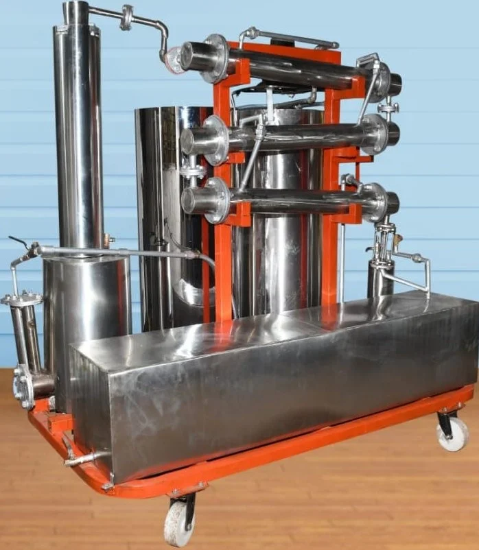 Plastic to fuel mini machine Diesel Distillation Plant Waste Oil Regeneration System 80%-85% Diesel Engine 20litres per capacity