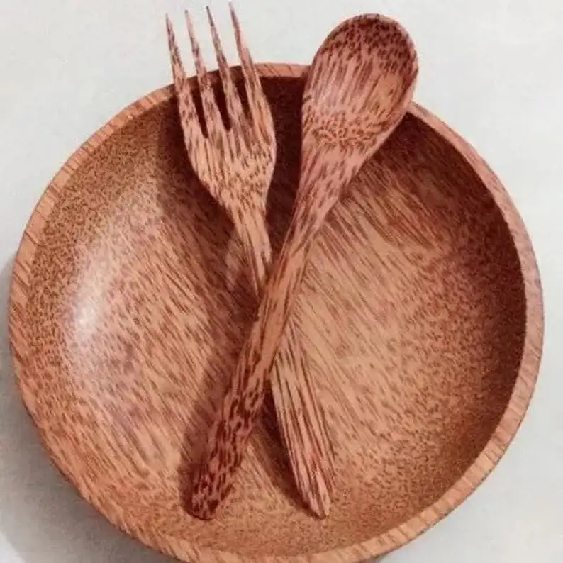 Best selling natural coconut bowl/ coconut kitchen accessories bowl