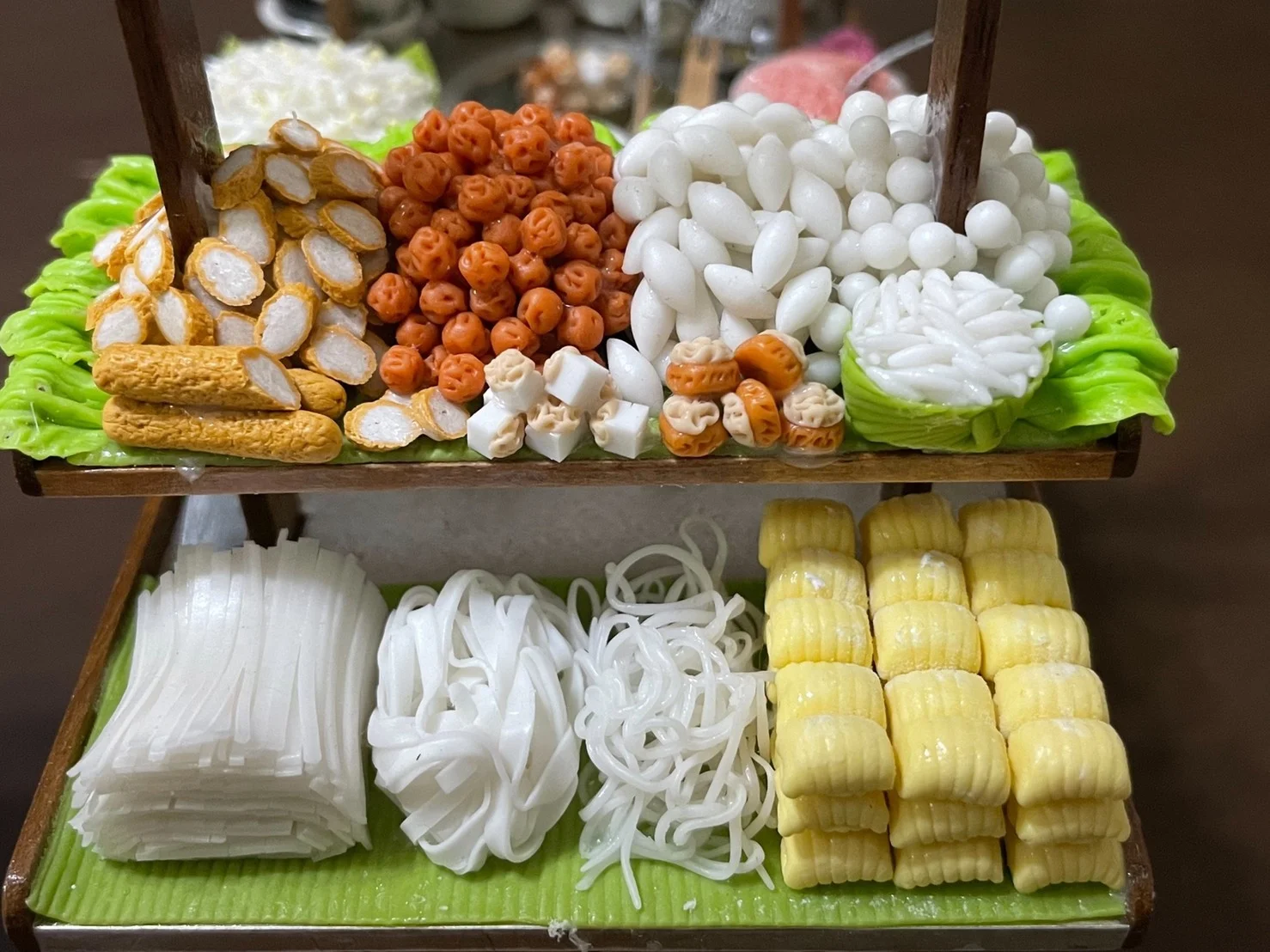 The Premium Miniature Clay Crafts with Creativity of Antique Noodle Shop Design Size M Made in Thailand