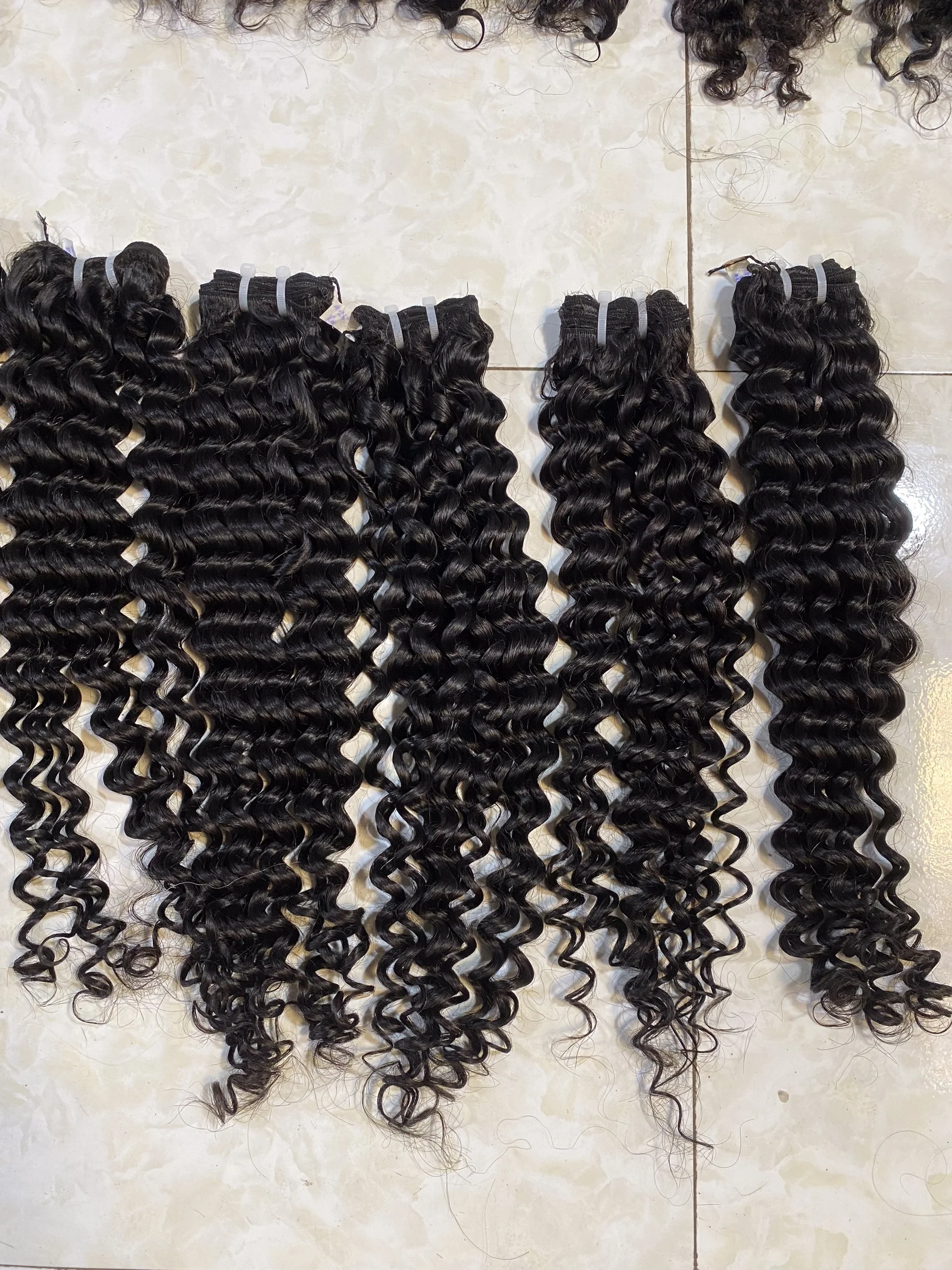  Глубокие кудрявые Оригинальные необработанные бирманские волосы натуральные пряди для наращивания недорогие