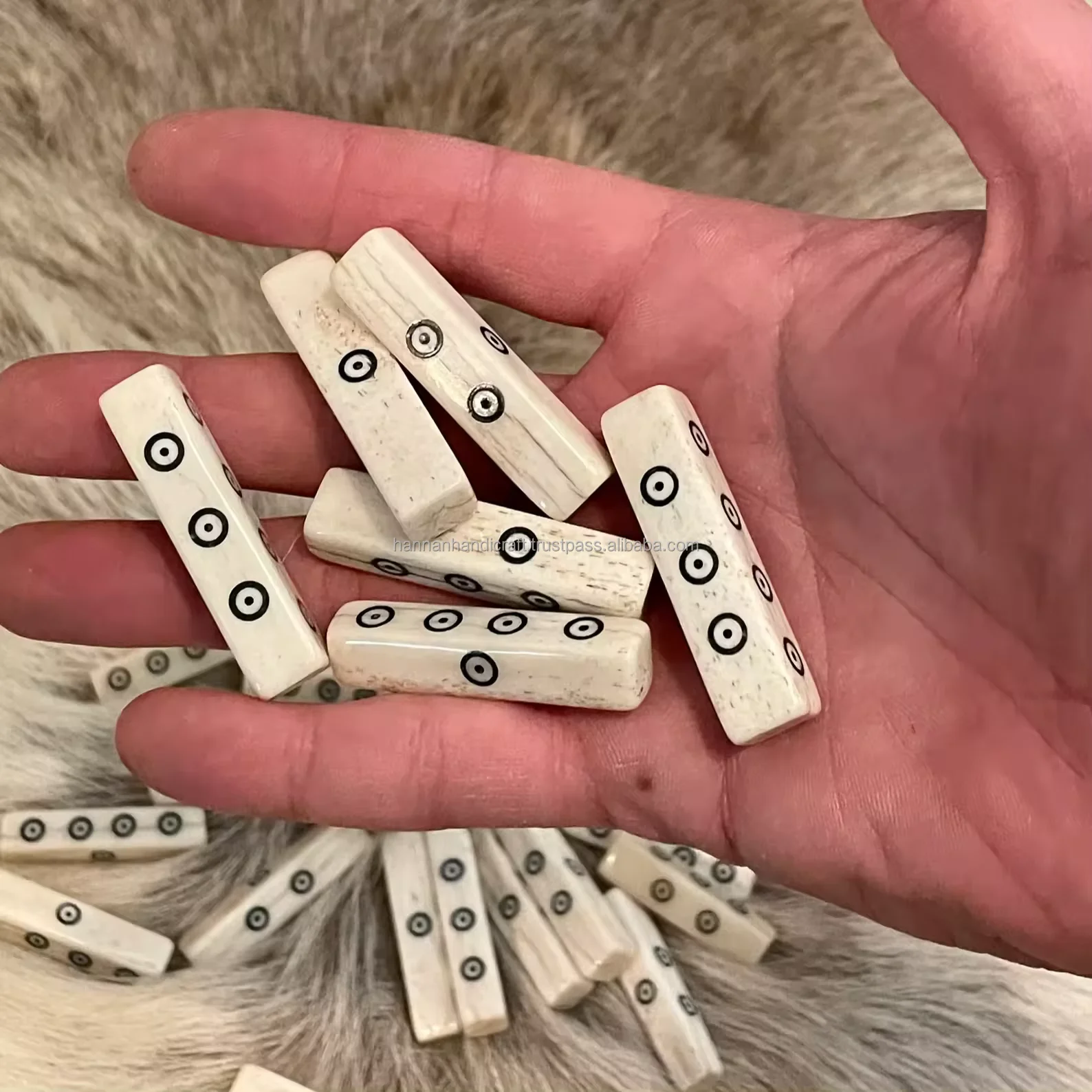 High Quality Buffalo Camel Bone Dice Natural Hand Made Bone Dice Indoor Games Customize 4 Side Bone Dice Genuine Quality