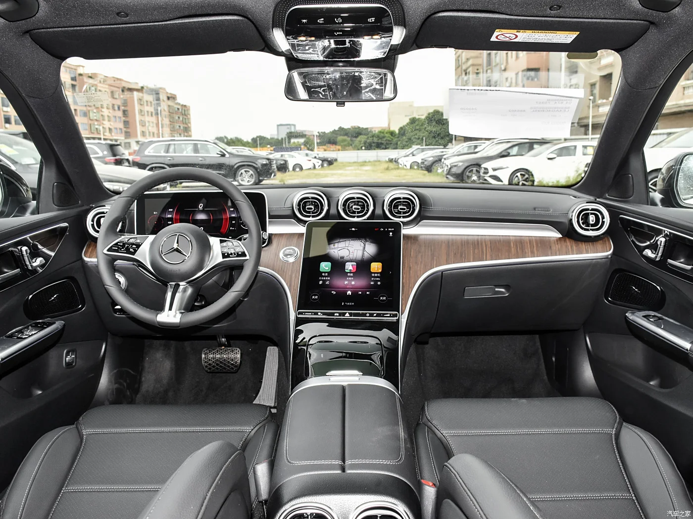 2025 C-Class фейслифтинг C200 L спортивная версия автомобиля 1 5 T 48V RWD LHD 170 л.с. 9 в коробке передач кожаные сиденья оставили недорогой новый автомобиль