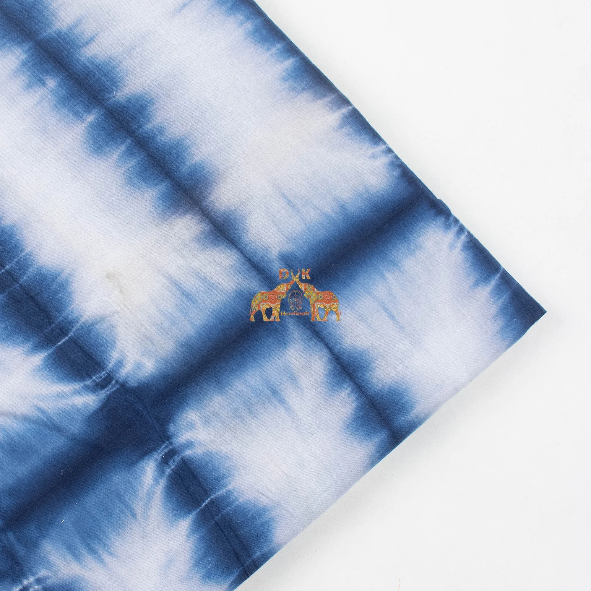 New Collection Hand Made Tie Dye Printed Fabric Lightweight 100%Cotton Printed Soft Fabric For Women Dress Material And Apparels