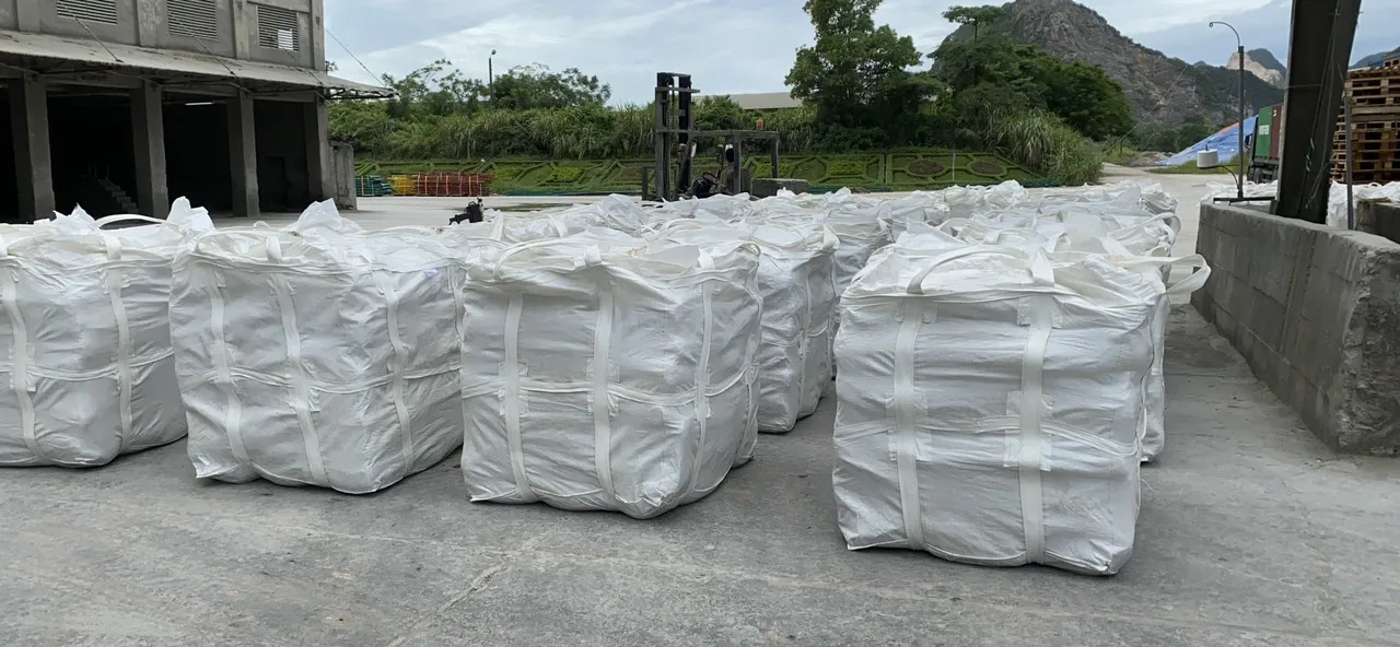 Good price Grey portland cement from Vietnam factory for construction to Papua New Guinea