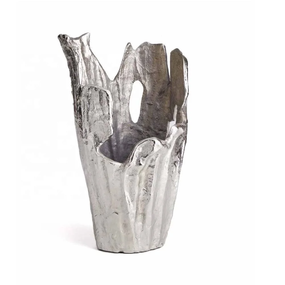 Latest Design Cast Aluminum Flower  Vase With Enamel in White And Copper Shade Modern Table Vase Aluminium Modern Flower Vase