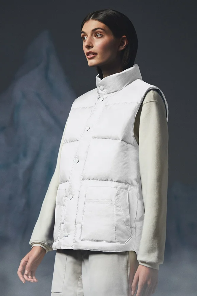 Pink Fashion high street style Utility multi-pockets men autumn winter custom puffer down vest men