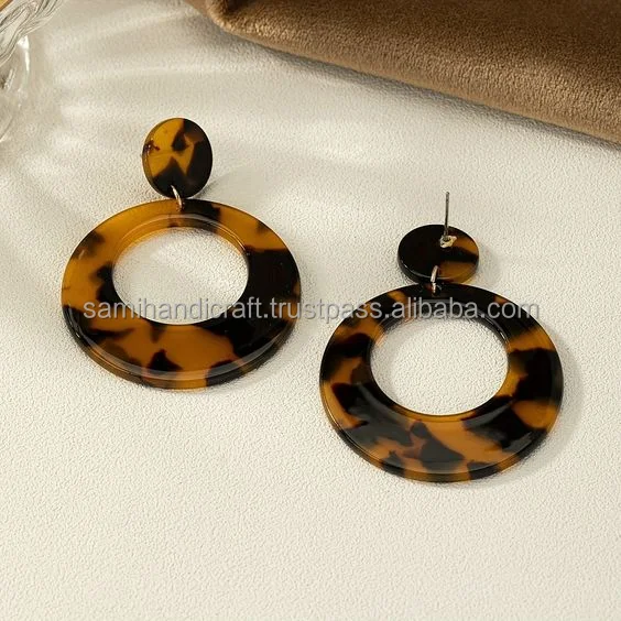 Resin earrings designer exclusive jewelry Resin earrings designer bespoke jewelry
