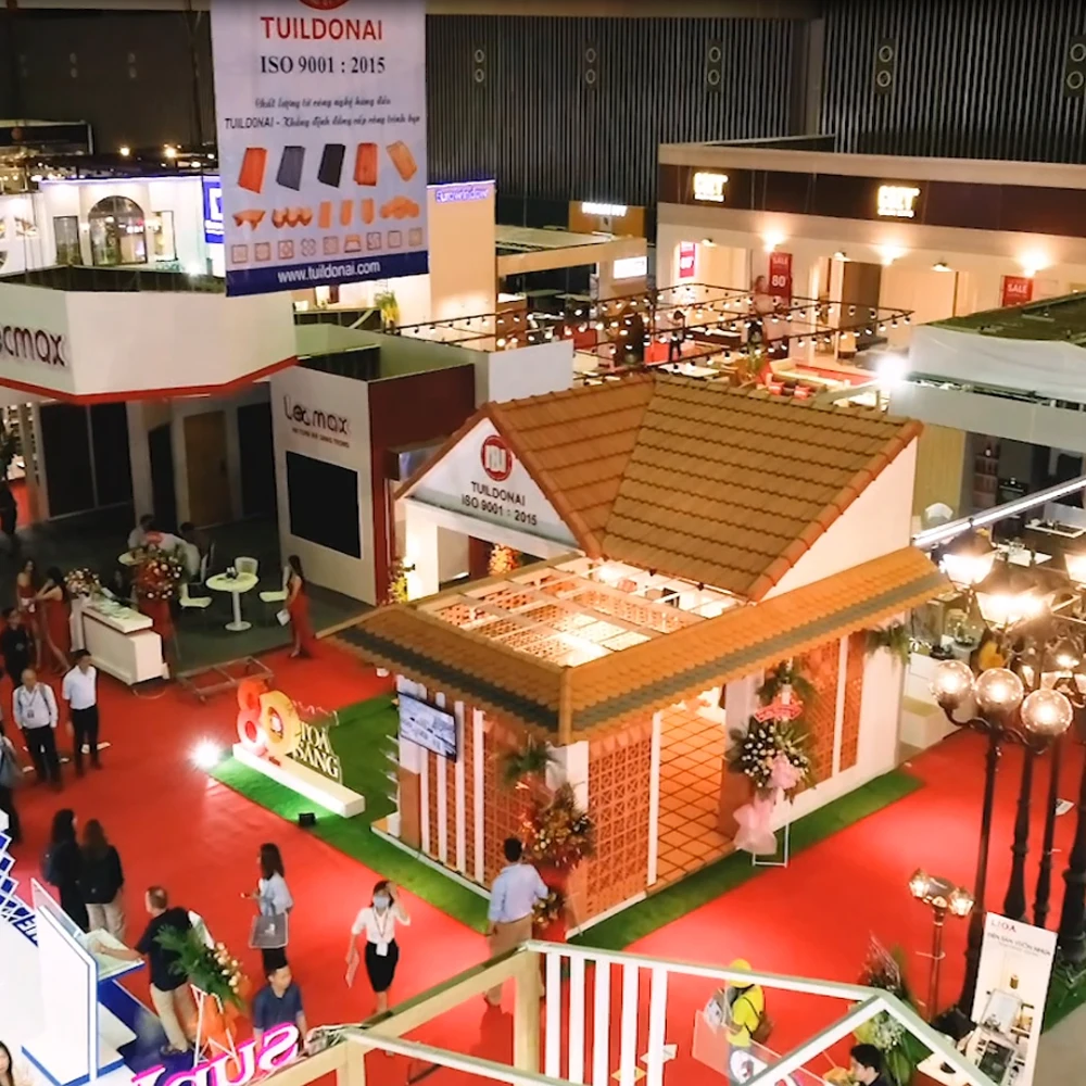 Phoenix Screen Tile Top Sale export Clay Brick Building Material Baked Clay Construction Fast Delivery Made In Vietnam EXW Price