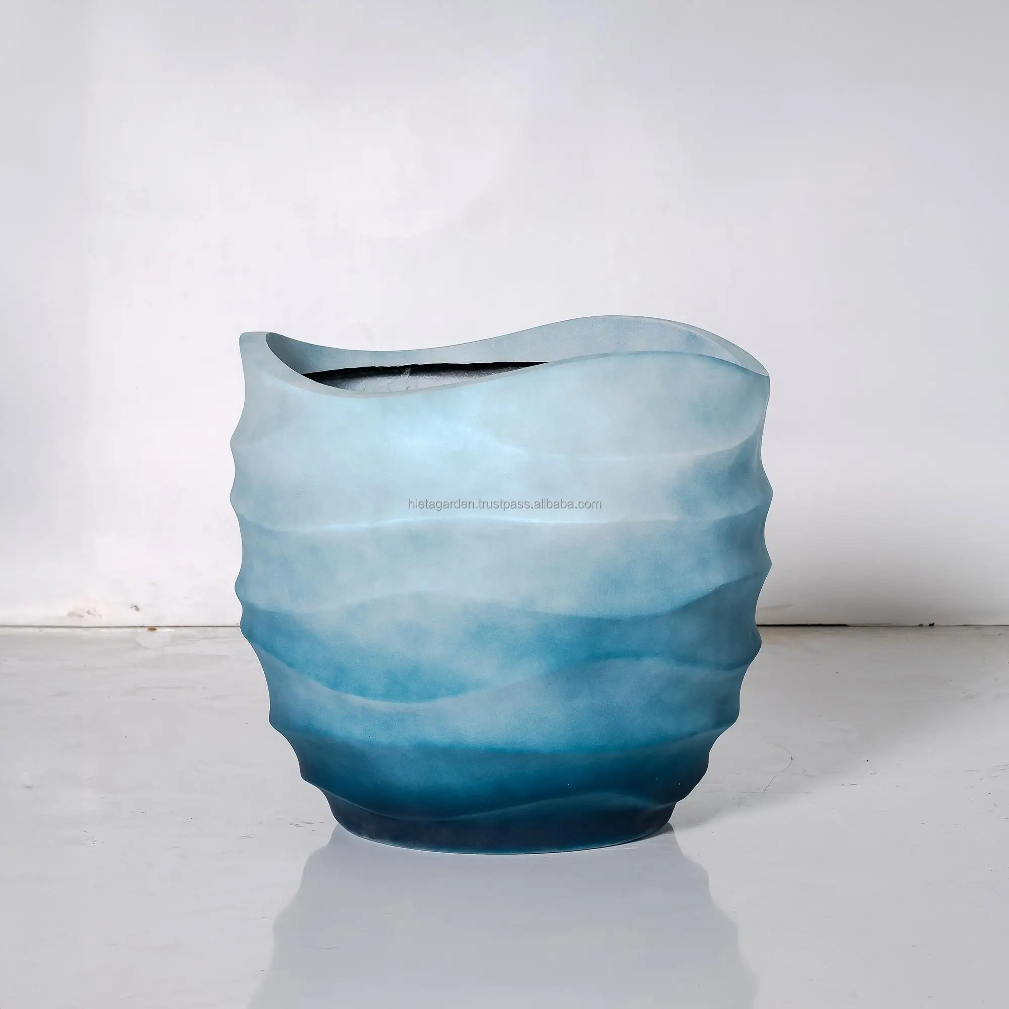 Fiberglass finishing for Indoor and outdoor home decor made of ceramic natural color lite fiber cement pot poly homedecoration