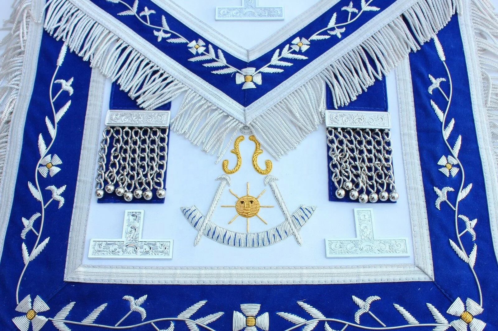 Masonic Grand Past MAster Apron hand embroidered with silver bullion and white Rexene Silver fringe around the apron