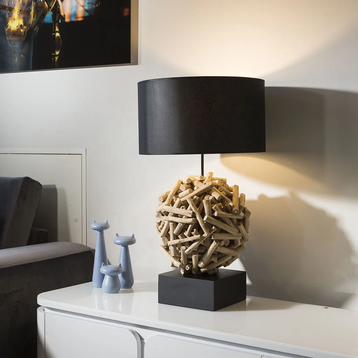 Driftwood lamp Design