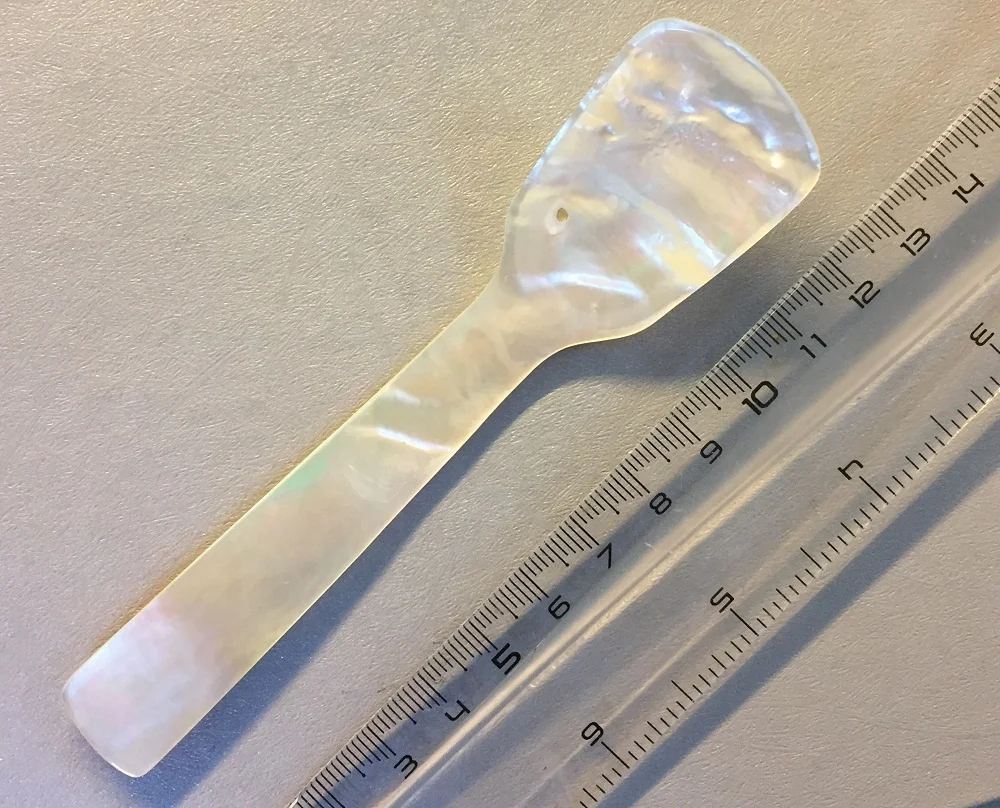 LUXURIOUS & ELEGANT GOLD Mother of Pearl Spoon, Caviar spoon size 8cm from Vietcrafts