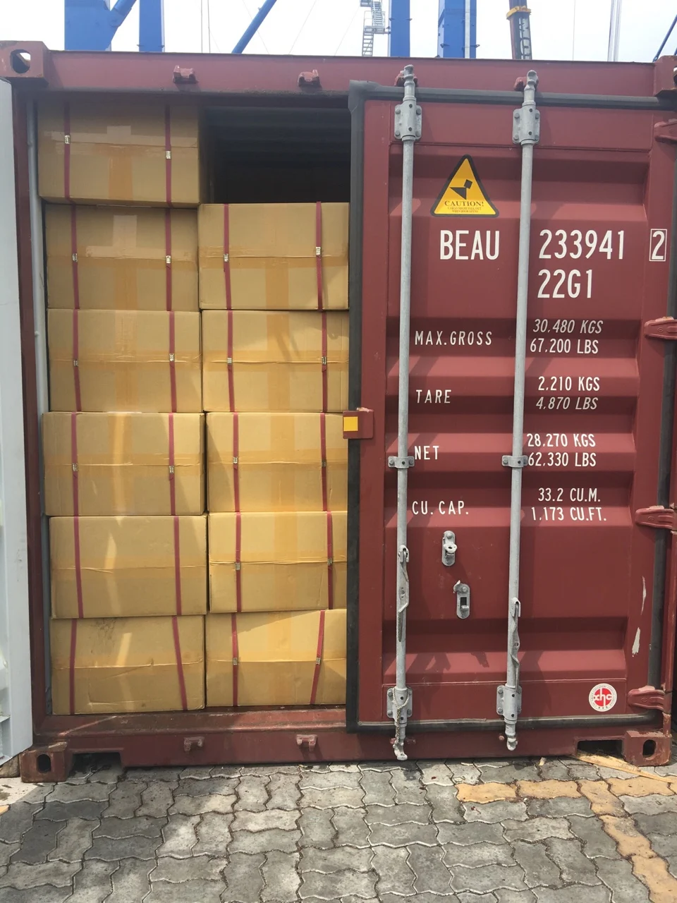 Vietnamese Manufacturer Best Quality Pure Black Spray Dried Instant Coffee Powder Robusta Caffeine 2% Min Bitter Taste Bulk Pack