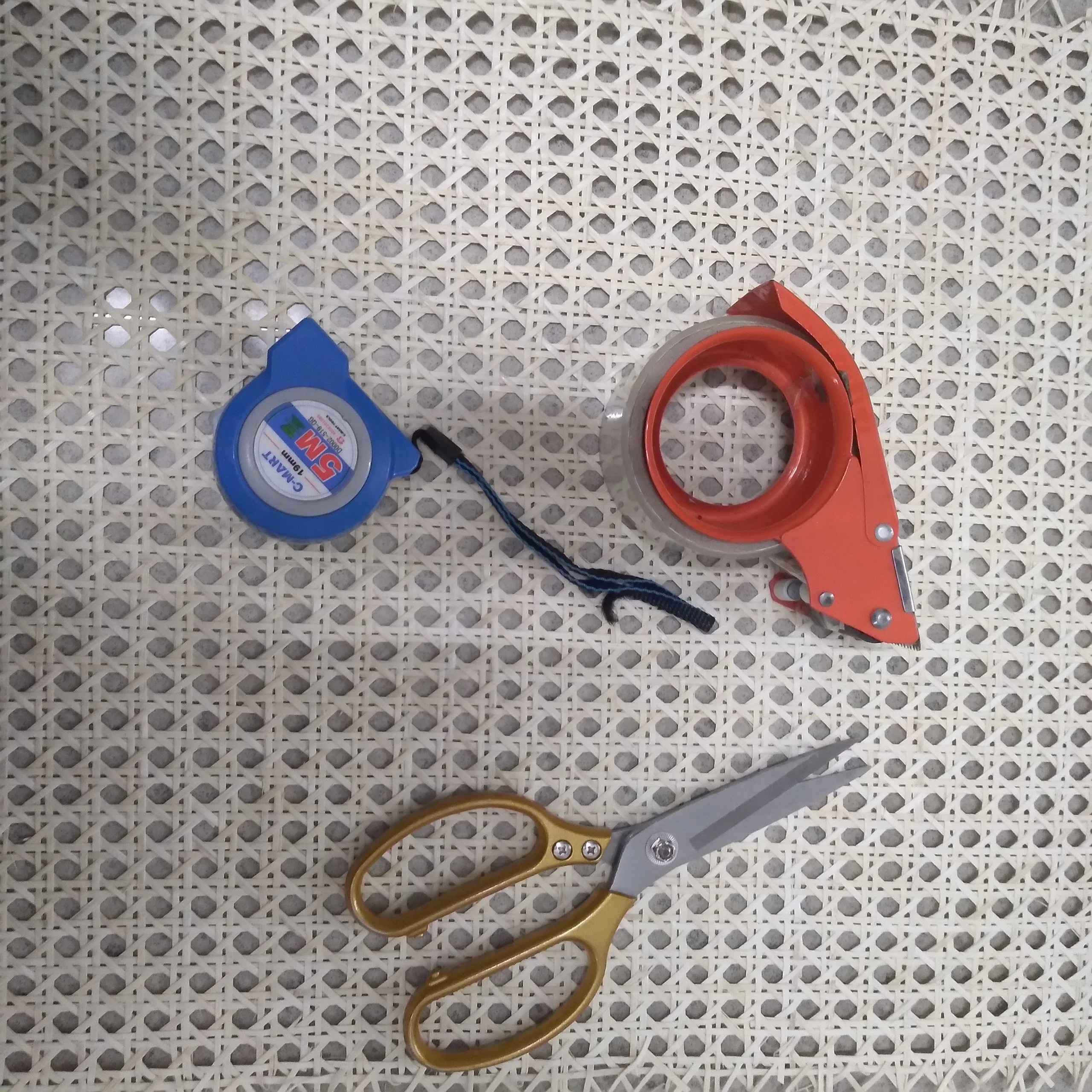 Mesh antique Cane Rattan Chair Grid Rolls Rattan Mesh Webbing Cane Webbing Rattan Wholesale