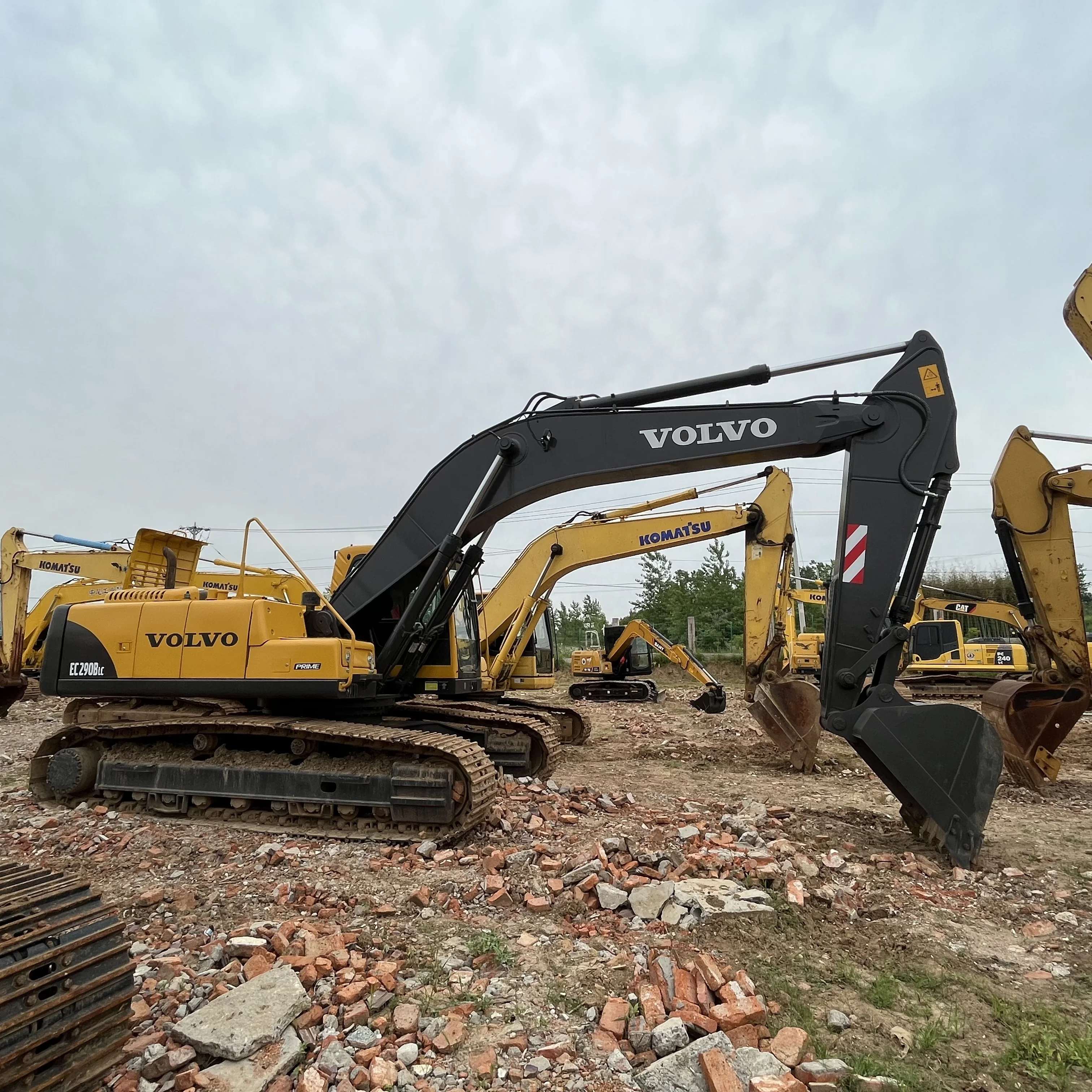 Used Korea Volvo EC290BLC excavator,29ton medium hydraulic crawler backhoe excavator, hot sale cheap harga excavator Volvo baru