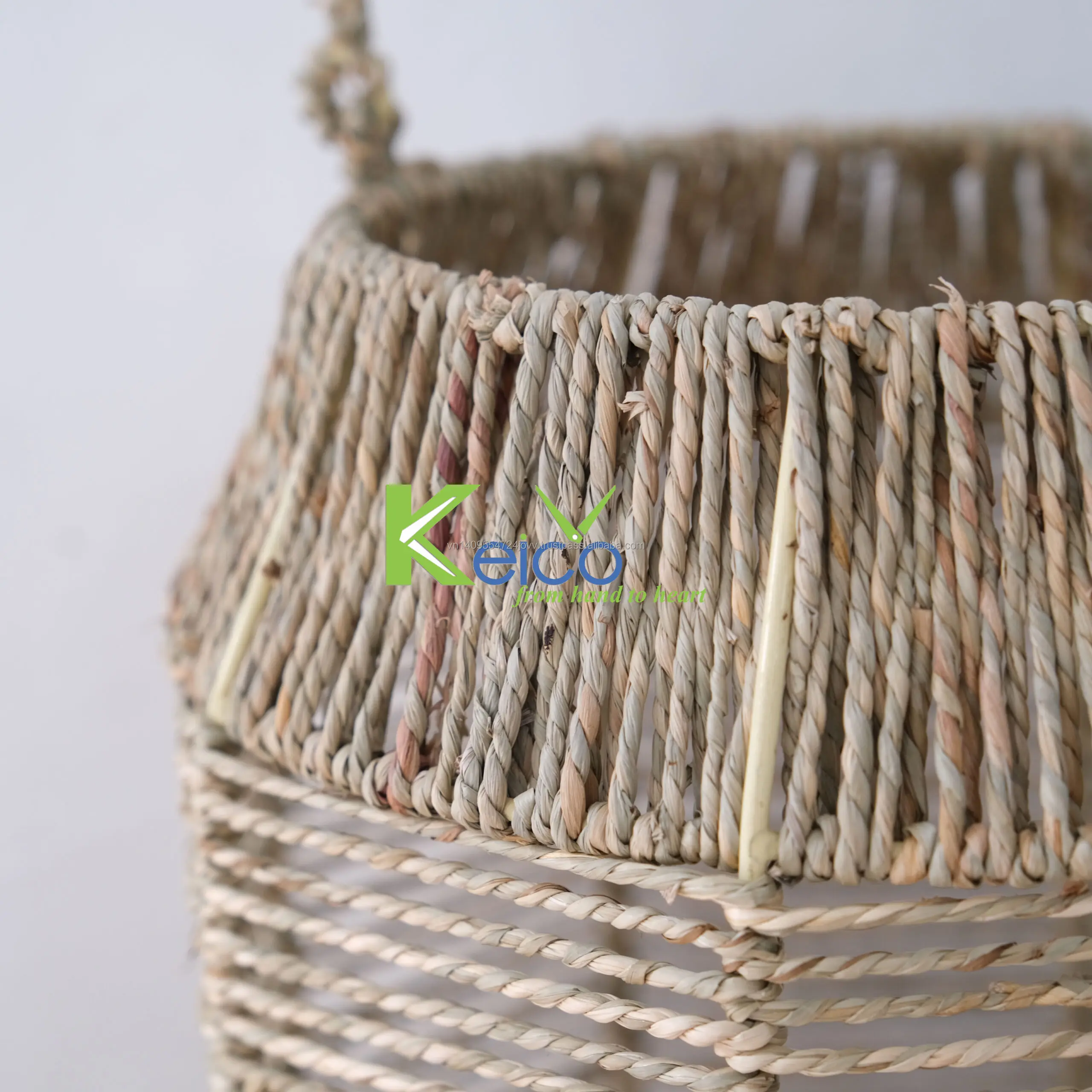 Cheap floor lamp cover seagrass wicker lanterns 100% handmade craft wholesale frames decorative candle holder home wedding decor