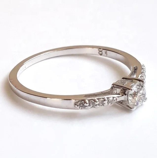 Most Beautiful Moissanite Diamond Silver Wedding Engagement Romantic Ring Light Weight Diamond Moissanite Rings for Slim Girls