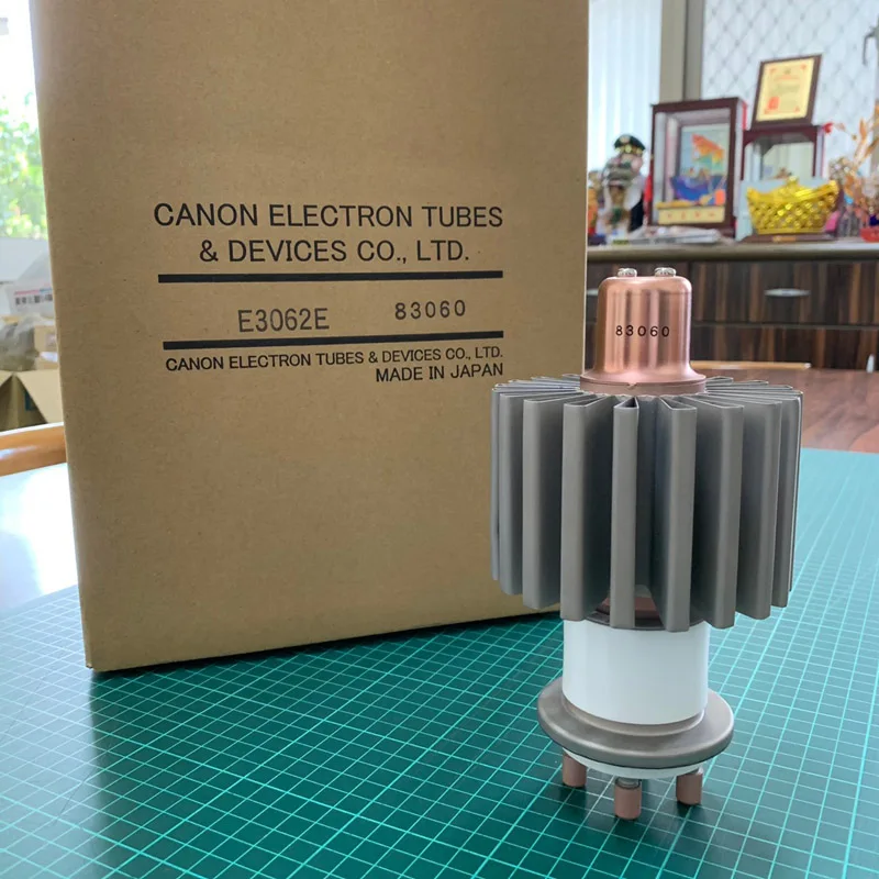 Высокочастотный металлический керамический электронный трубчатый Триод 7T85RB