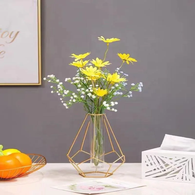 Modern Desktop Decorative High Quality Gold Metal Flower vase stand with test tube perfect for decorating any place